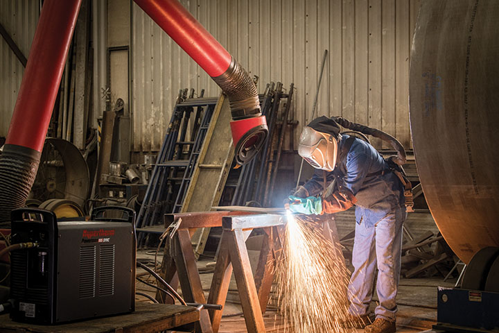 Welder using the Powermax 45 SYNC for their welding project.